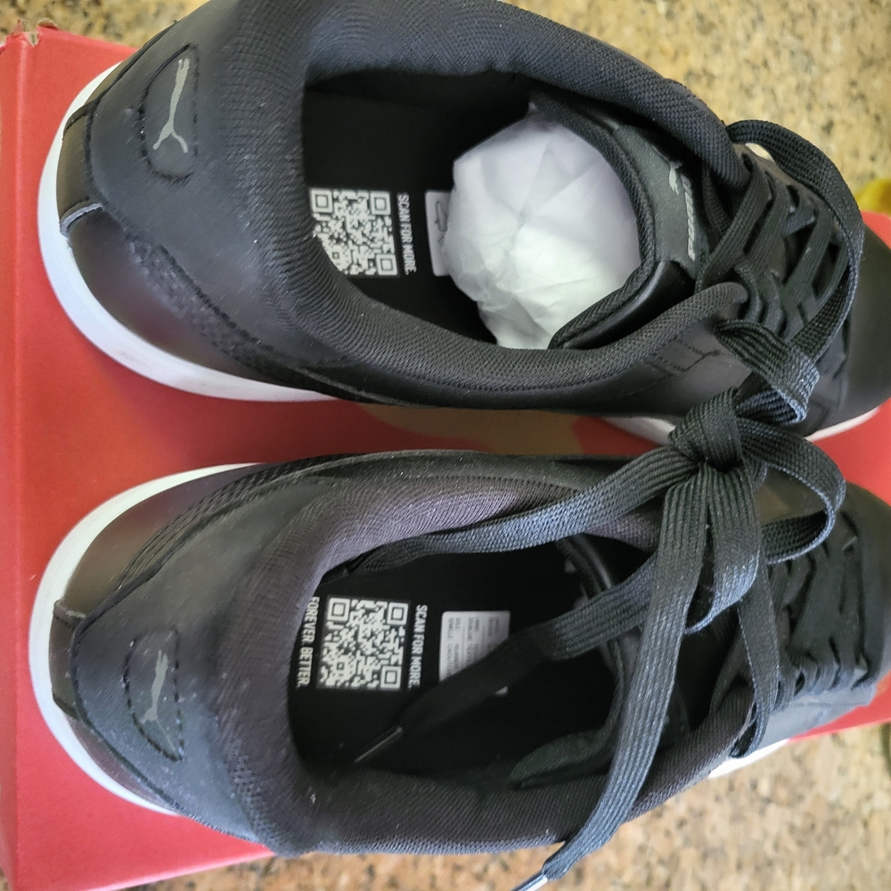 Puma Black Sneakers - Picture 5 of 7